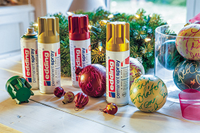 Geef je kerstballen zelf een kleur